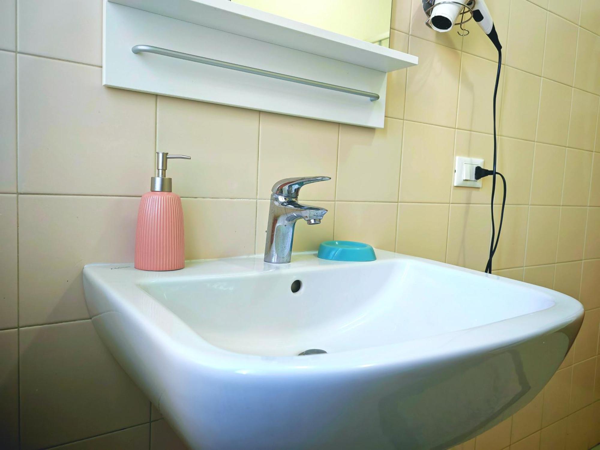 Goldmine Guest House 2 Венеция Экстерьер фото